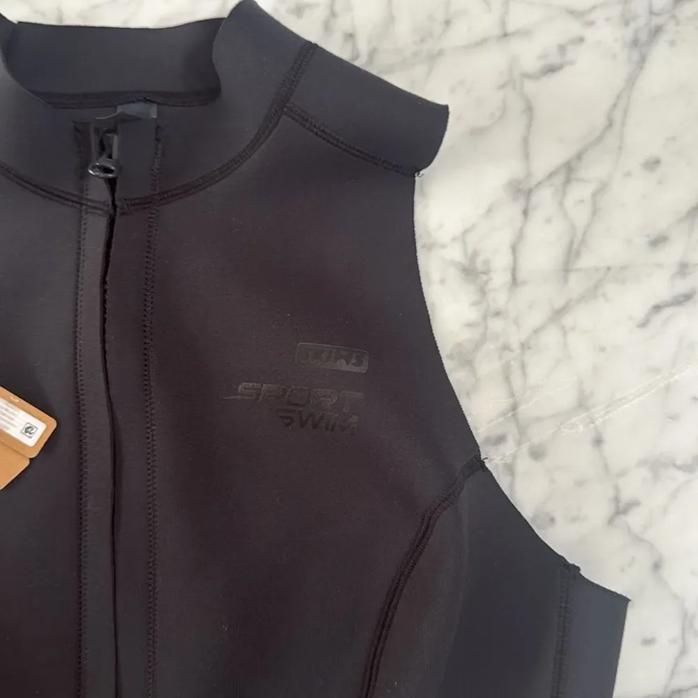 NWT Skims Women’s Sports Swim Black Mock Neck Zip Up Top in Onyx in a size 2X
